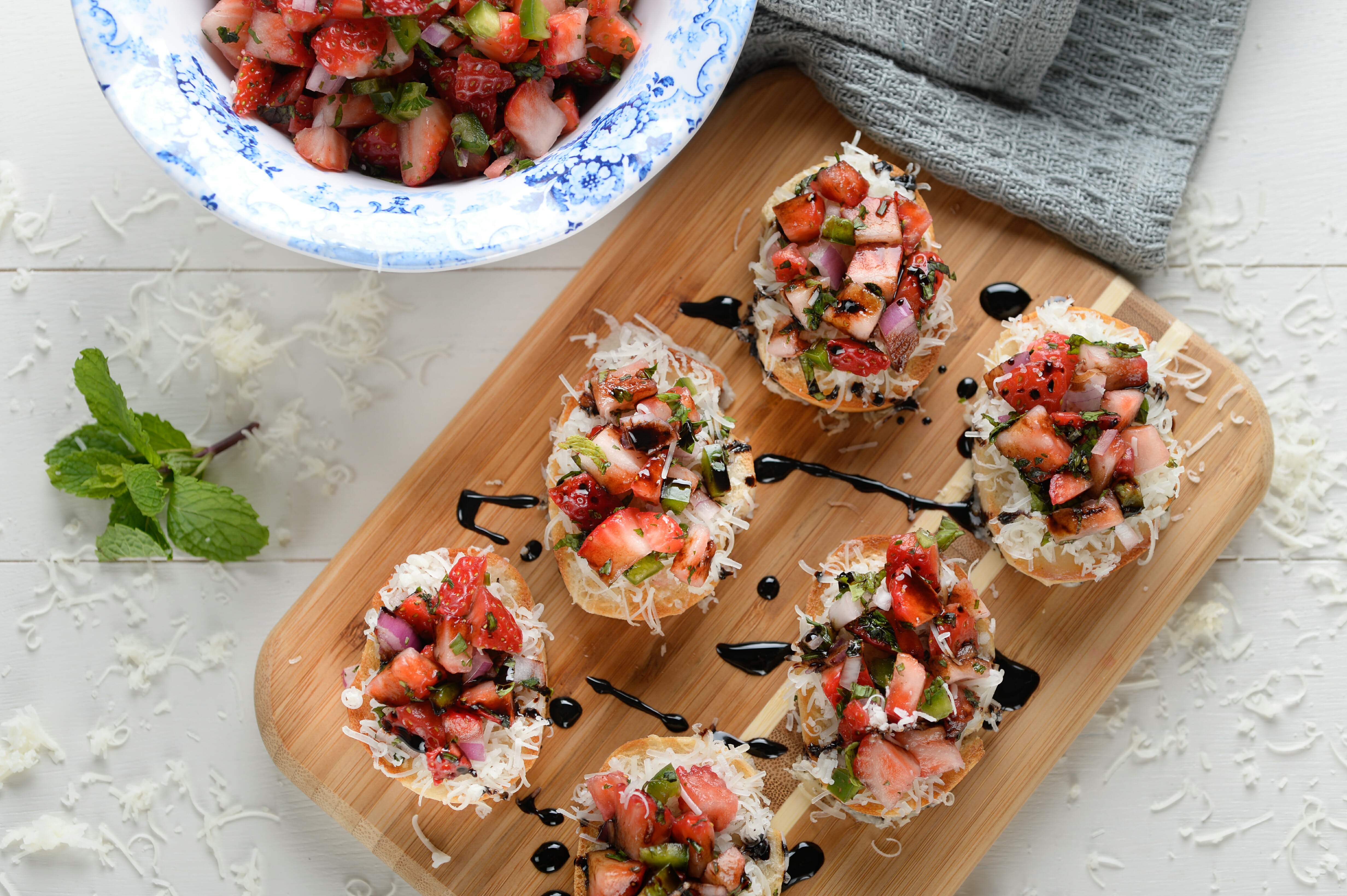 Strawberry Jalapeno Bruschetta - Tanya's Kitchen