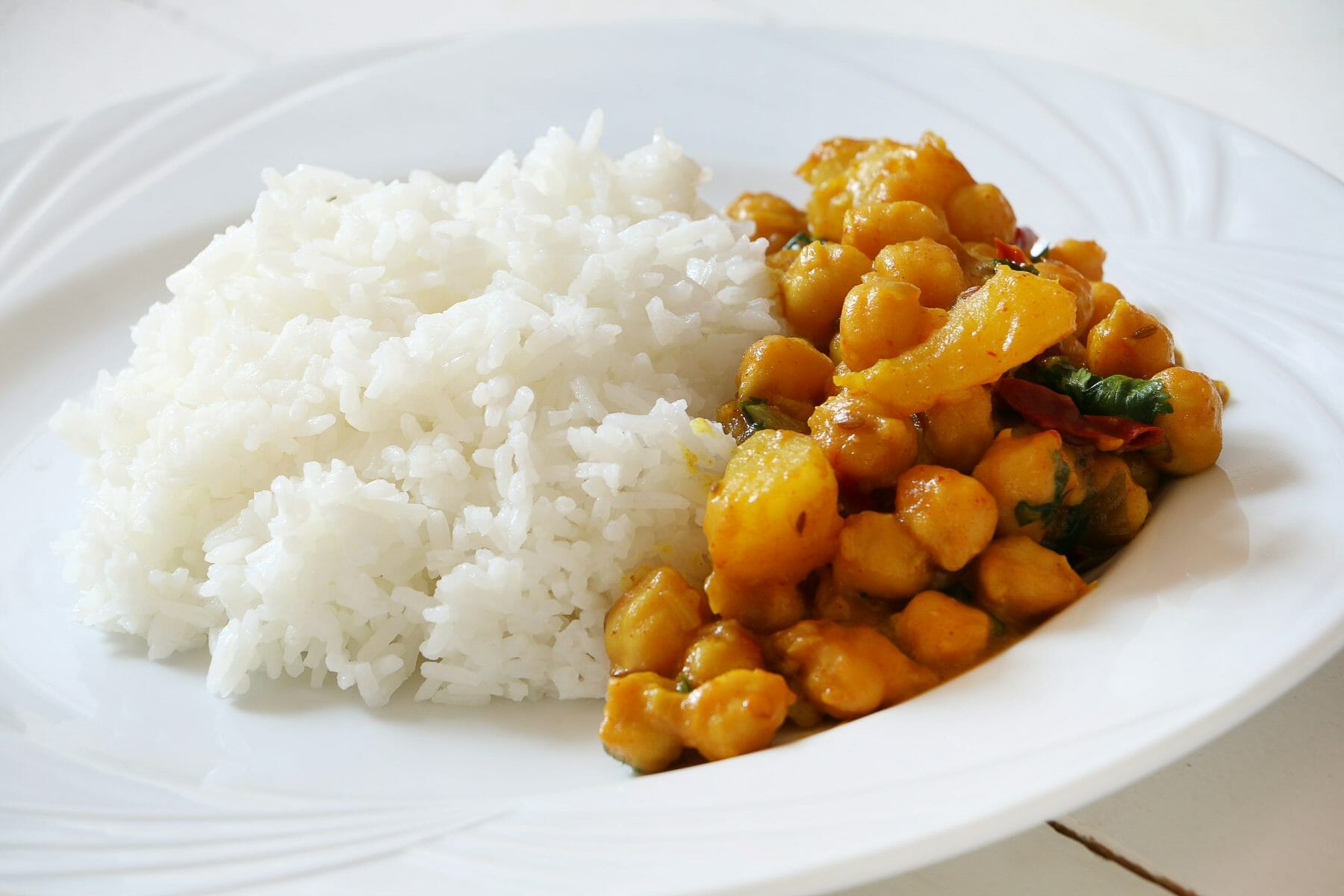 Indian Cauliflower and Chickpea Curry - Tanya's Kitchen